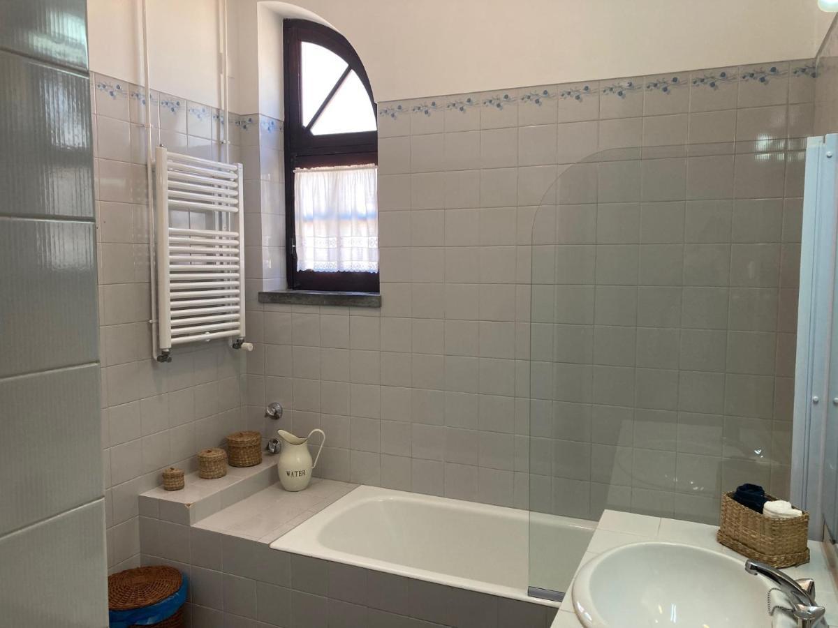 Moradia No Pinhal Com Piscina - Espaco E Privacidade Para As Suas Ferias! Sintra Bagian luar foto