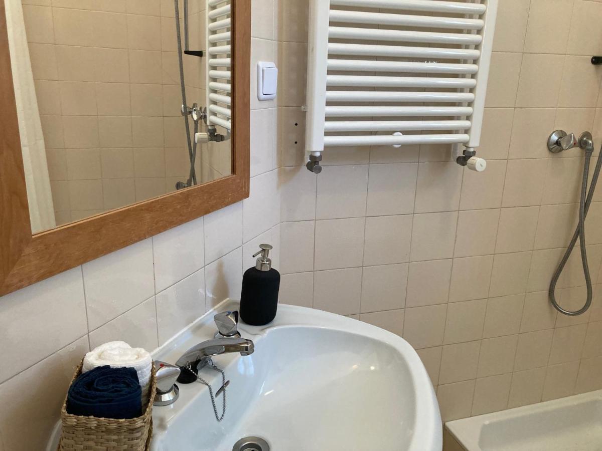 Moradia No Pinhal Com Piscina - Espaco E Privacidade Para As Suas Ferias! Sintra Bagian luar foto
